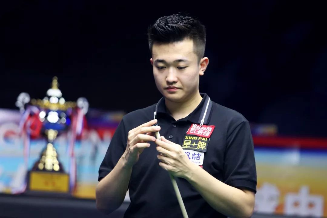 更肩负着 更肩负着