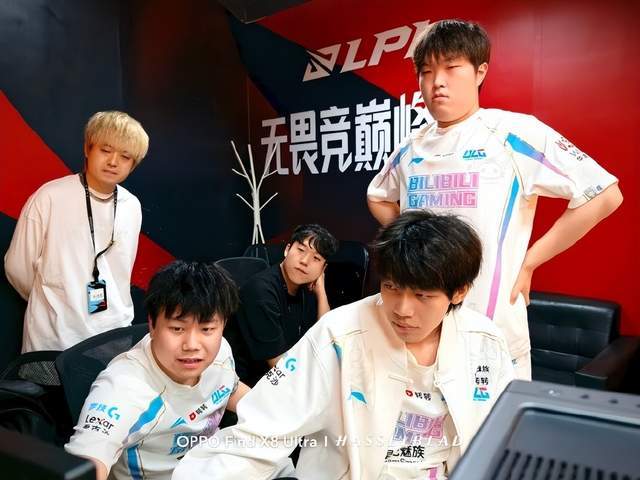 的强劲增长 的强劲增长