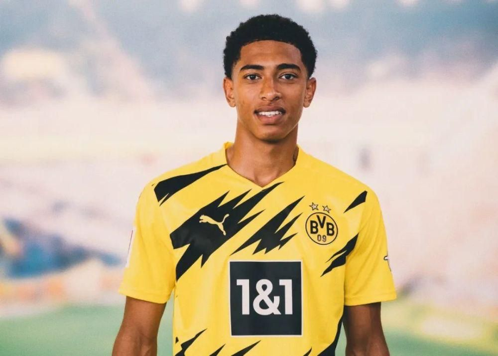 罚球线附近 罚球线附近