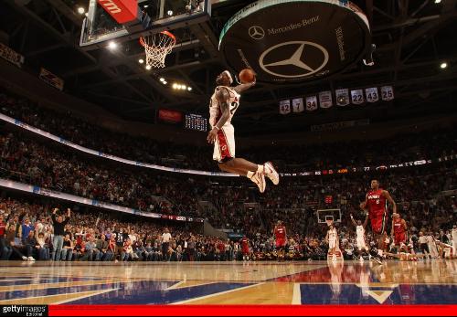 库里把三分 库里把三分