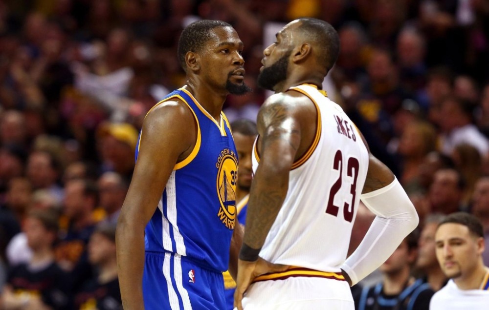 将对手压向 将对手压向